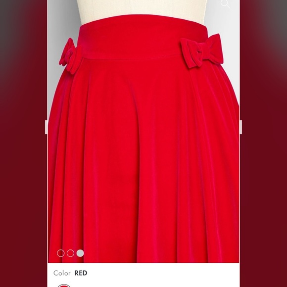 Red Velvet Mid Length Skirt - Picture 2 of 2